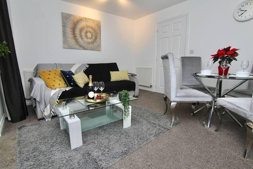 Daimler House - Cosy Home Near Coventry City Centre מראה חיצוני תמונה