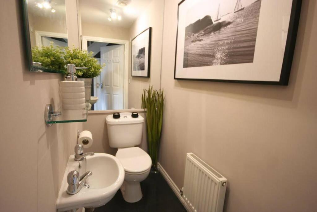 Daimler House - Cosy Home Near Coventry City Centre מראה חיצוני תמונה