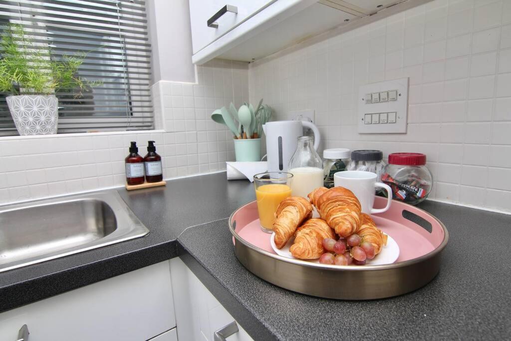 Daimler House - Cosy Home Near Coventry City Centre מראה חיצוני תמונה